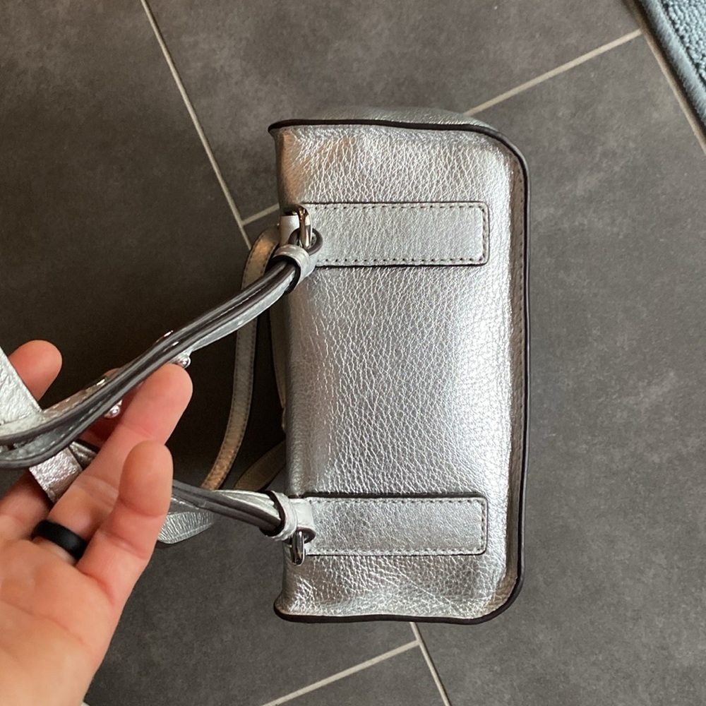 Michael‎ Kors Jessa Small Silver Metallic Pebbled Leather Convertible Backpack - Picture 8 of 11